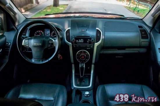 Isuzu D-Max 2018 Пикап Isuzu D-Max 2018 Пикап
