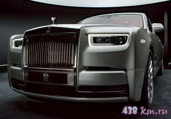 Rolls-Royce Phantom VIII тест-драйв, характеристики Rolls-Royce Phantom VIII тест-драйв, характеристики