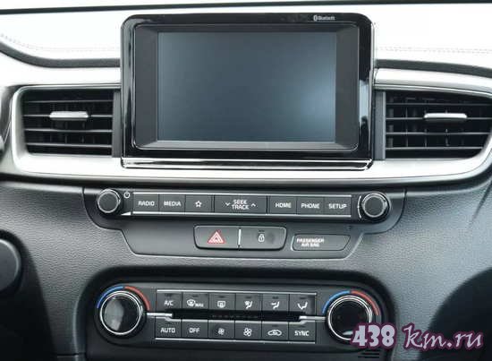 Kia ProCeed GT тест-драйв, характеристики, фото, цена Kia ProCeed GT тест-драйв, характеристики, фото, цена