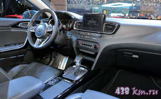 Kia ProCeed GT тест-драйв, характеристики, фото, цена Kia ProCeed GT тест-драйв, характеристики, фото, цена